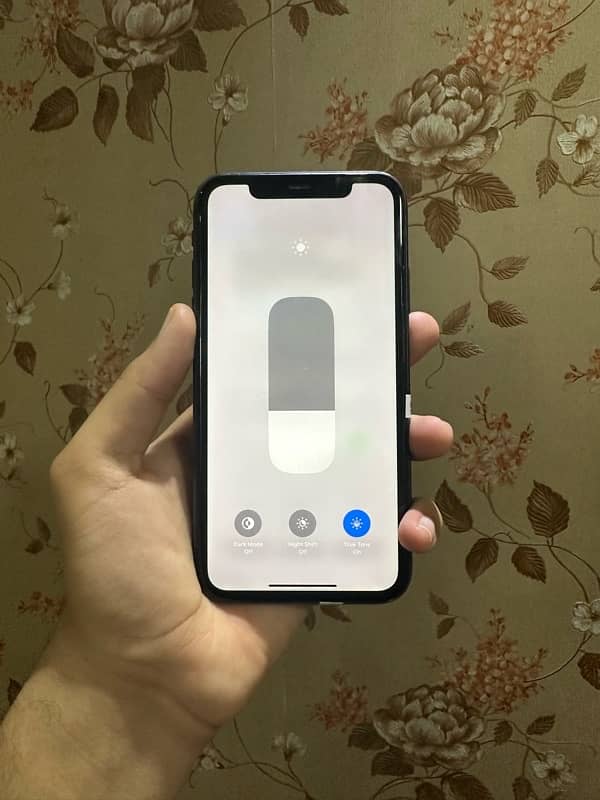 iPhone 11 Sim Glitch Working From 3 years 1