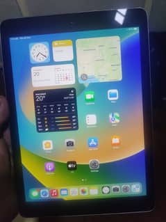 iPad pro 9.7 128 GB