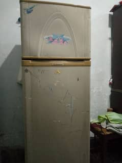 DAWLANCE REFRIGERATOR