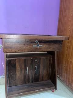 Brand New Sewing Machine Table – Used Only for a Few Days