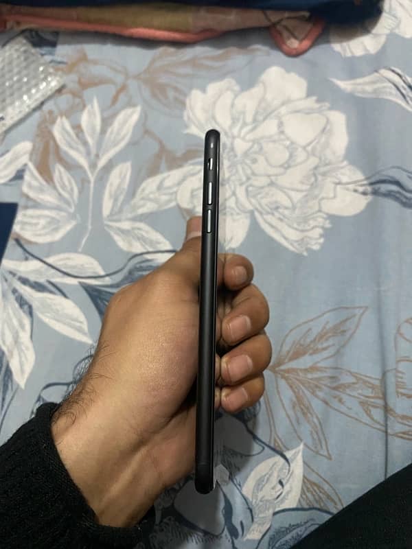 iphone 7Plus 2