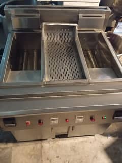 Fryer Pizza conveyor oven Gasro Lincoin middle by Marshal  dough mixer