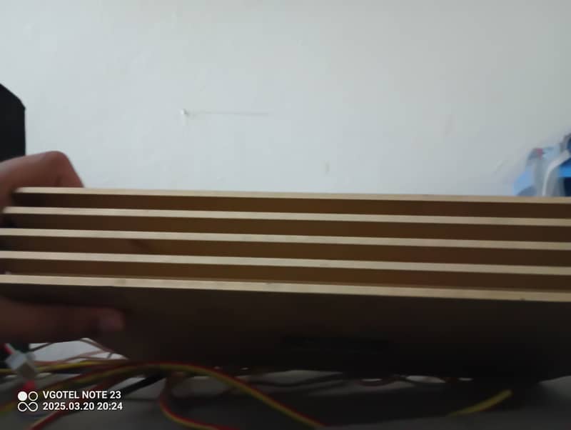 Amplifier and woofer with 2 Speakers 6