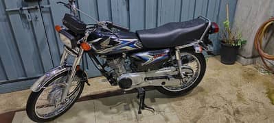 Honda 125 24.25 ha call 03705366573