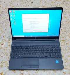 Hp core i5/11 Generation,  8 gb ram, 256 ssd, 15 inches