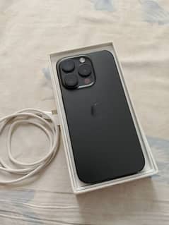 Iphone 15 pro black titanium