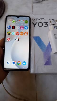 vivo y03 4+4GB ram 64 GB memory