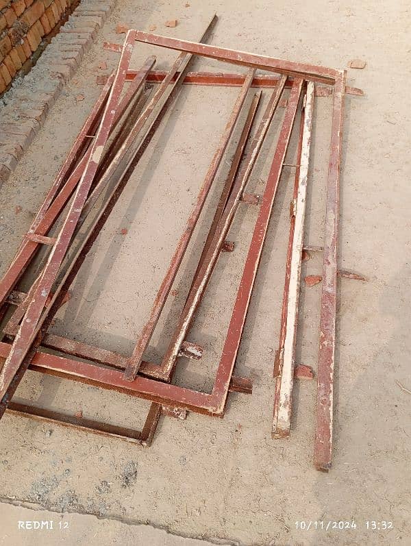 window and chagath (170/kg( 3