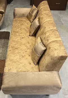 sofa set (brownish golden)