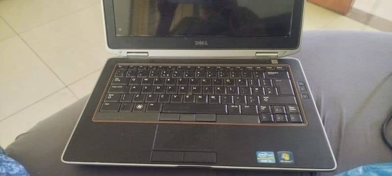 Laptop / Dell Latitude E6320 i5 2nd Generation 6Gb Ram 128 SSD 0
