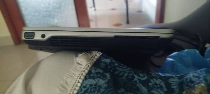 Laptop / Dell Latitude E6320 i5 2nd Generation 6Gb Ram 128 SSD 4