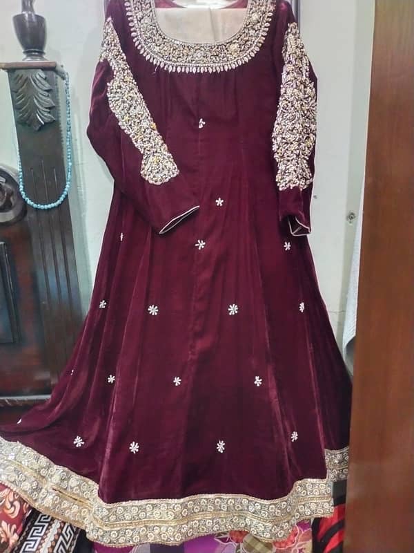 mehroon walwet sot arjant sale 1