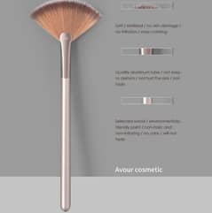 High Quality Fan Brush four Professional Makeup Result.