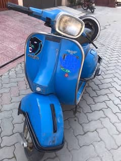 VESPA SCOOTER