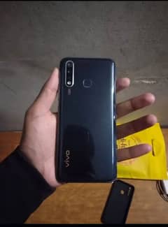 vivo y19 4/128 condition 10/10