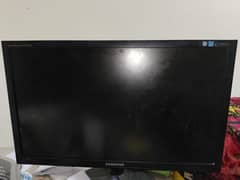 Samsung 10/10 condition VGA lcd