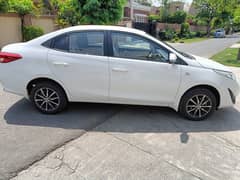 Toyota Yaris ativ manual 1.3