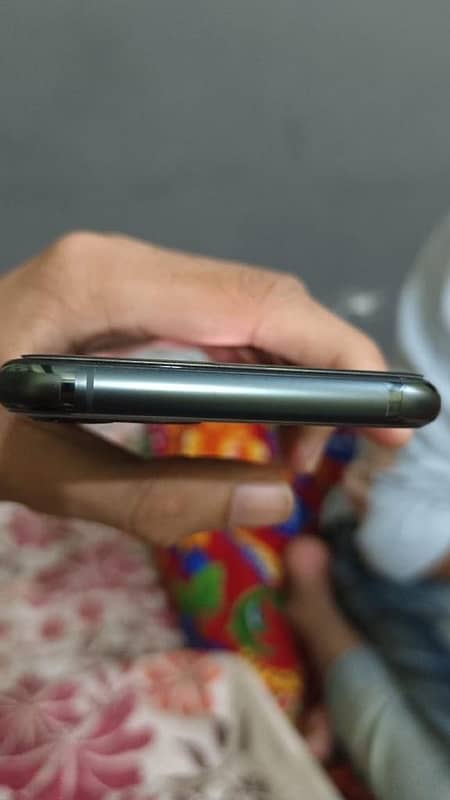 11 pro iPhone 3