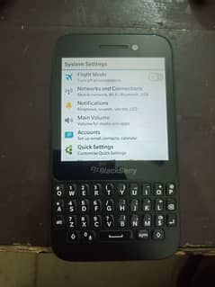 BlackBerry Q5 | PTA Approved | All OK