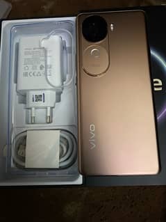 vivo v40e 8 256