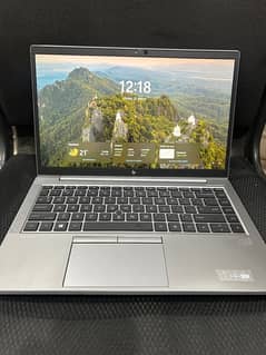 HP ZBook Firefly 14 G8 Mobile Workstation