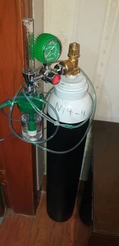 Medical oxygen Gas cylinder with kit