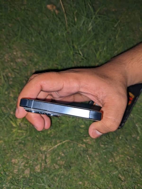 iPhone 13 Pro Max 3