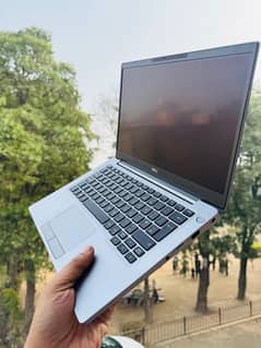 Dell Latitude 7300
