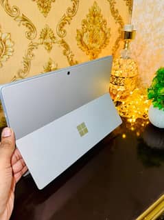 Microsoft Surface pro 7 core i7-10th Generation 16 gb ram 256 gb Ssd