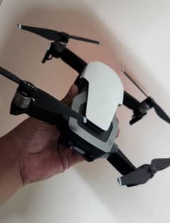 DJI MAVIC AIR