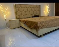 BED SET WITH 2 SIDE TABLES