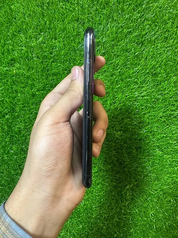 Iphone Xs non pta 64gb F. U battery helth 87% 4 month sim time 3