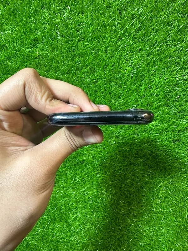 Iphone Xs non pta 64gb F. U battery helth 87% 4 month sim time 4