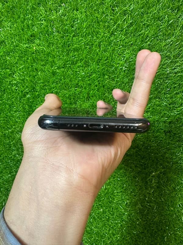 Iphone Xs non pta 64gb F. U battery helth 87% 4 month sim time 5