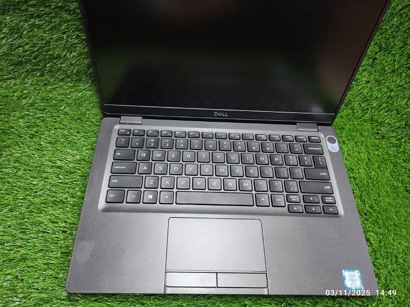 DELL LATITUDE 5300 CORE i7 8TH 4