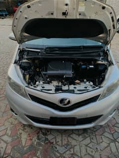 Toyota Vitz 2011