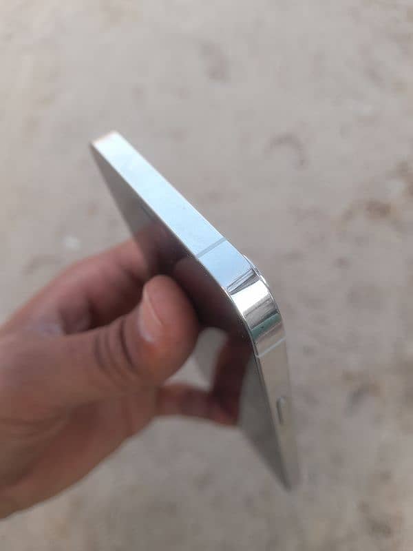 iphone 12 Pro Max Temperature Warning 4