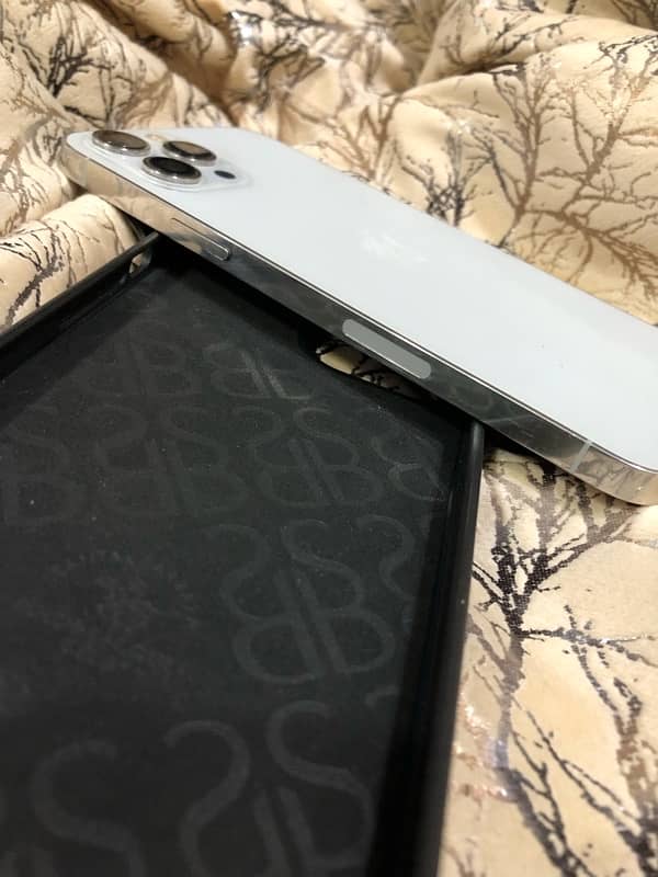 iphone 12ProMax Non PTA 256gb 5