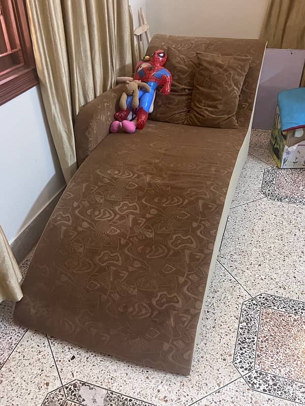 Sleeper dewan 1