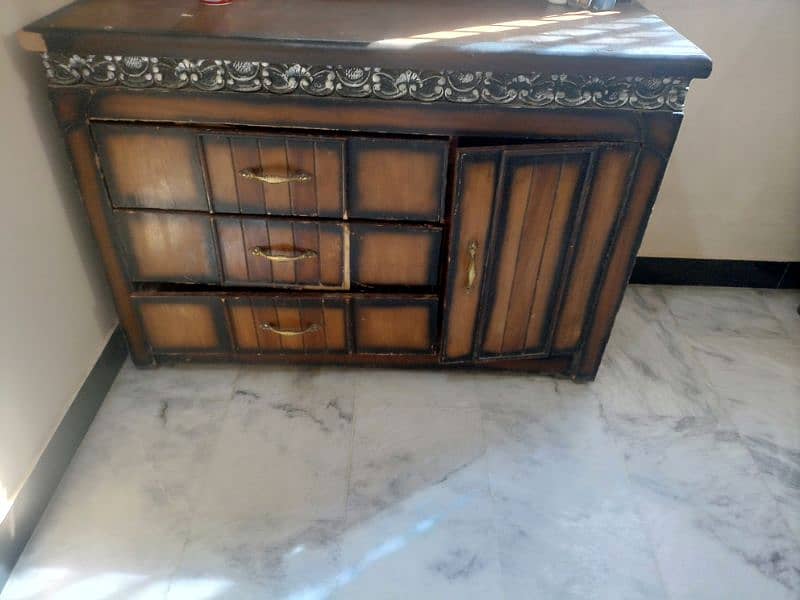 Bedset and dressing table without mattress 3
