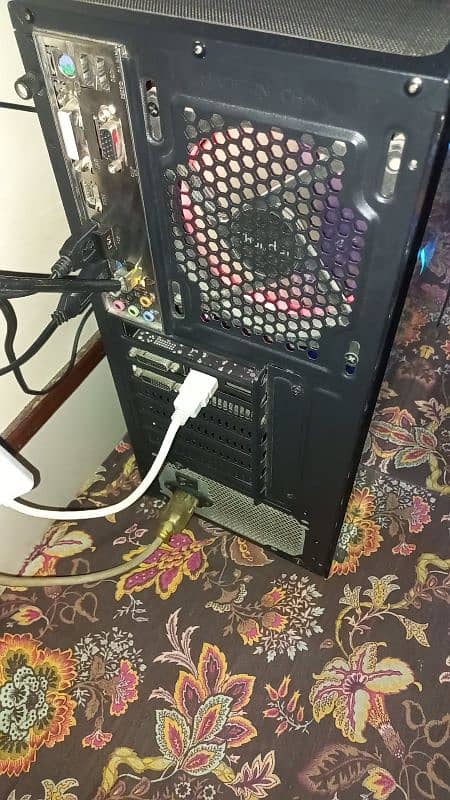 Gaming pc with gpu core i7 processor 3