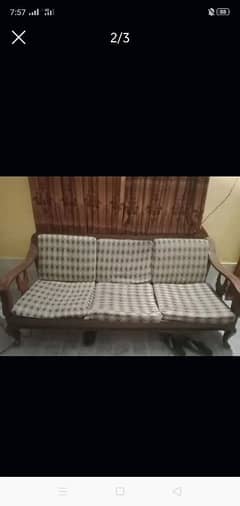 sofa 5 seater tari lakriye k vip candition mai