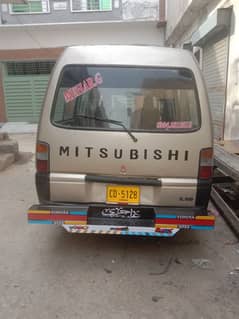 Mitsubishi l300