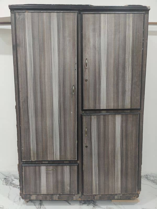 Double Door Almari 0