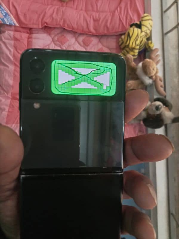 Exchange Z Flip 5G 256GB no dot spot crack line 6