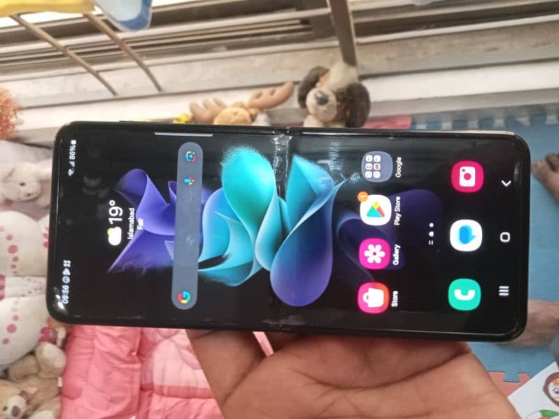 Exchange Z Flip 5G 256GB no dot spot crack line 8