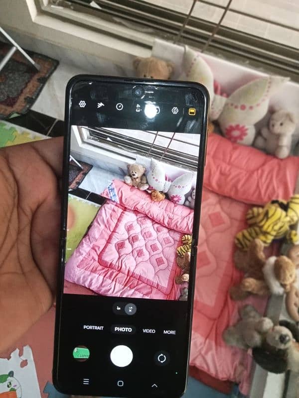 Exchange Z Flip 5G 256GB no dot spot crack line 10