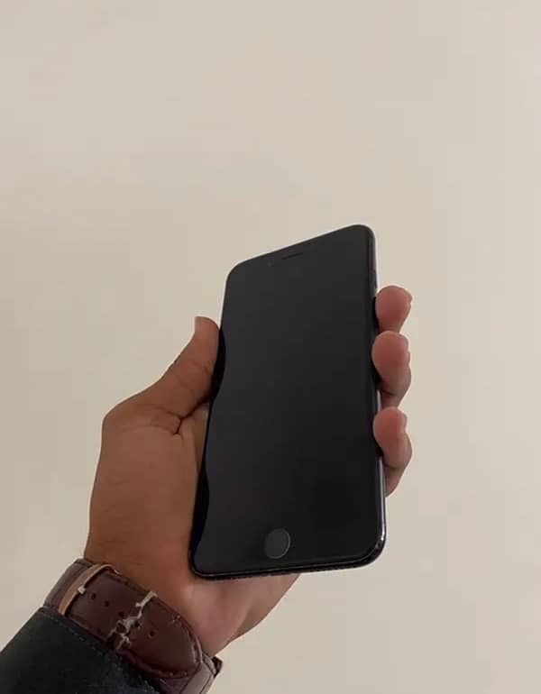 iPhone 7 Plus pta approved all original 1