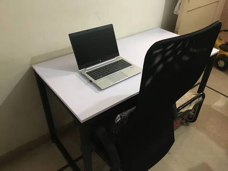 Staff Chair,Exective Table,Workstation,Meeting Table 10