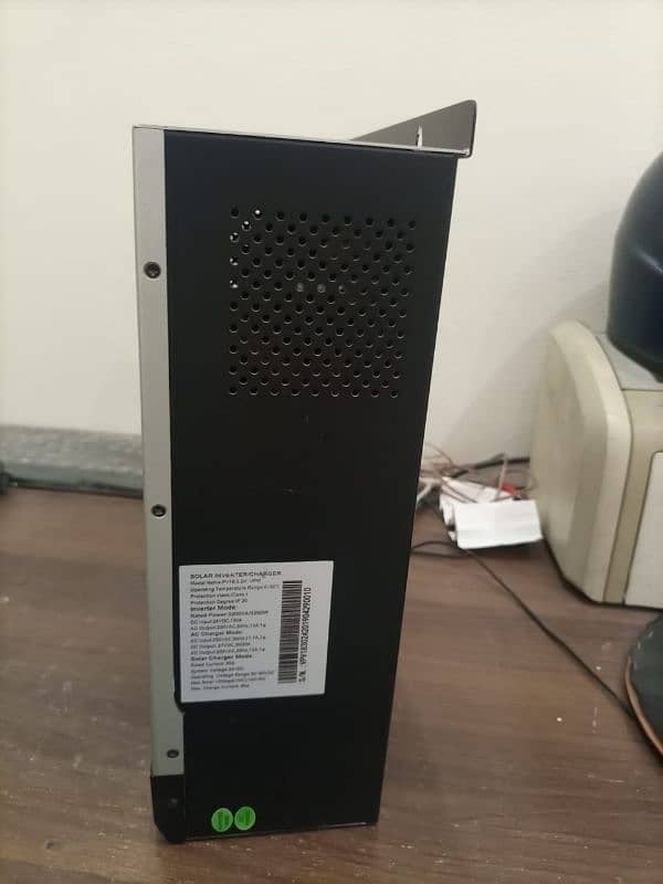 3.2 kw soler inverter For sell good conditions 10/10 ok 1